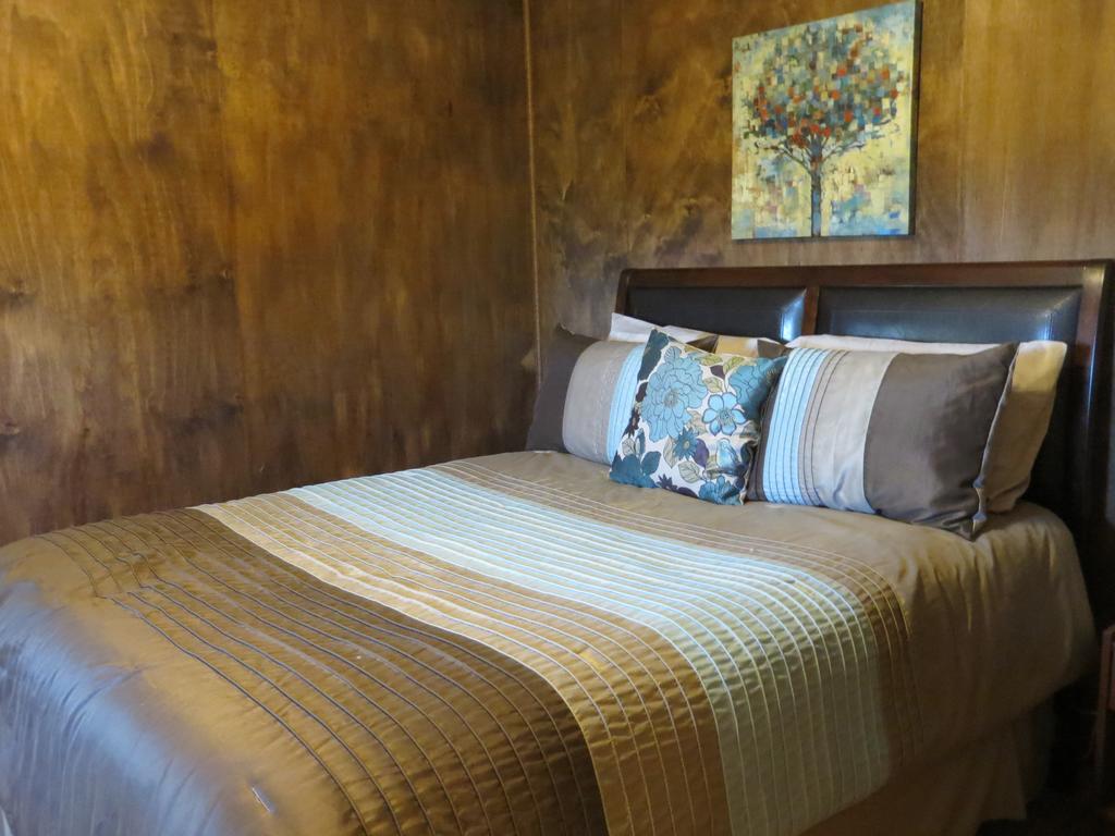 Orchard View Bed And Breakfast Moose Jaw Exteriör bild